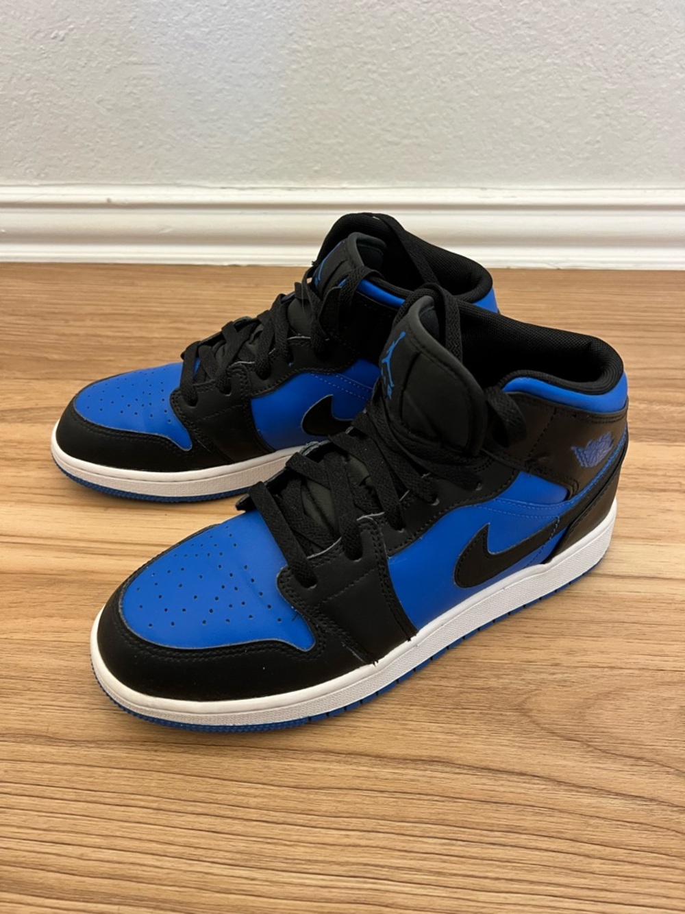 Nike Air Jordan 1 Mid - Black & Blue